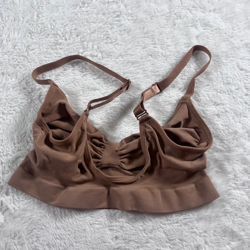SKIMS Sculpting Bralette Cocoa Brown Ruched Seamless Bra S/M SM-BRA-0112 NWOT - Picture 5 of 9